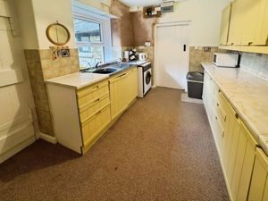 Photo 5- click for photo gallery